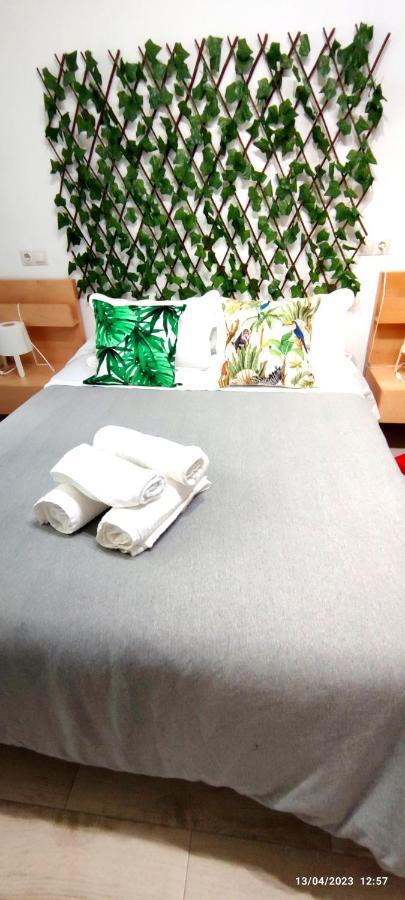 Malaga Playa,Centro ,Bus Y Metro Apartment Ngoại thất bức ảnh